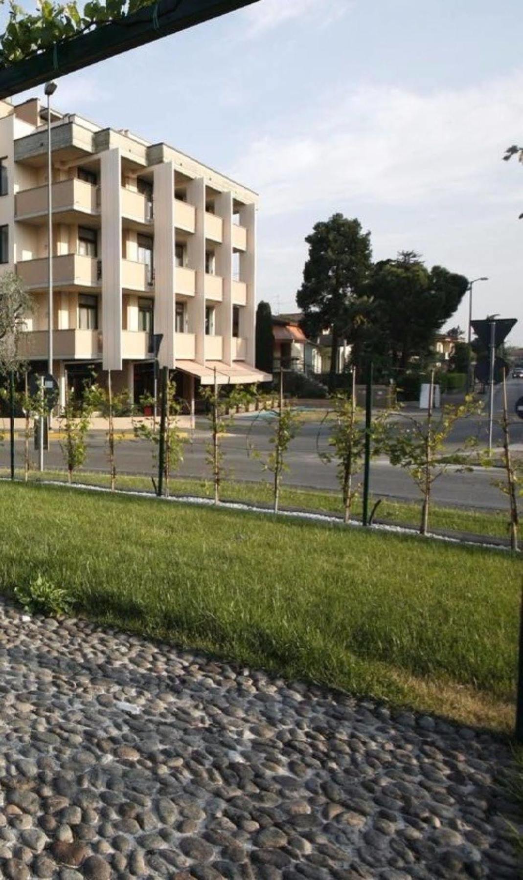 Hotel Cristal Sirmione Exterior photo